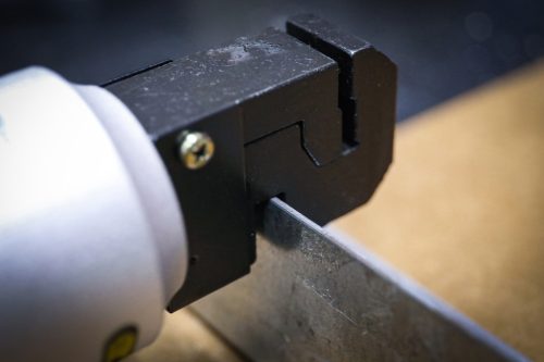 BGS levegős lyukasztó és peremező