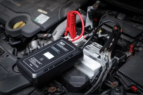BGS indítási segédberendezés akku nélküli ultrakondenzátoros technológiával 12V / 800A / 1600A