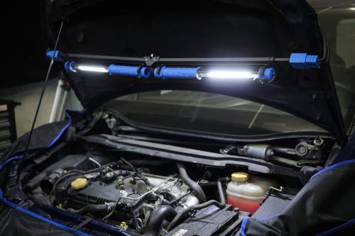 BGS akkus COB-LED-es motorháztetőre rögzíthető lámpa feszítőszerkezetes tartóval