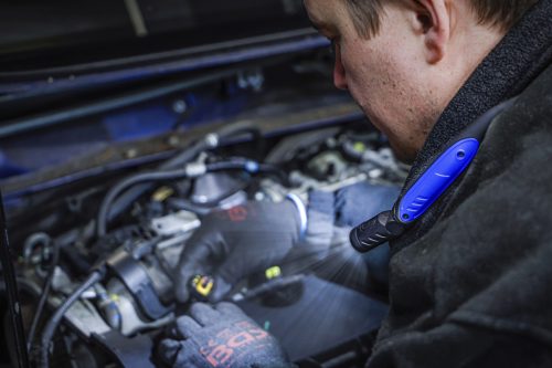 BGS nyakban hordható akkus COB LED munkalámpa