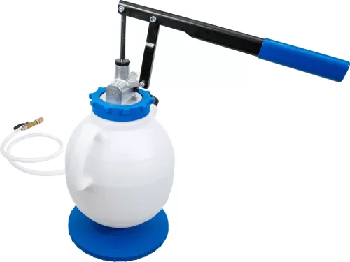 BGS hajtóműolaj-betöltő készülék kézi pumpával 8 adapterrel 7 l