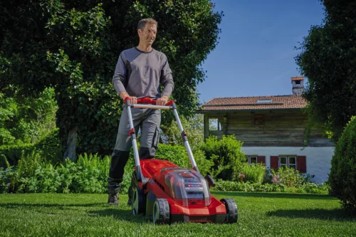 Einhell akkus fűnyíró 36 V 4 Ah RASARRO 36/38 2x4Ah akkuval és töltővel