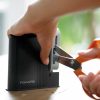 Fiskars ollóélező Clip-Sharp (nagy)