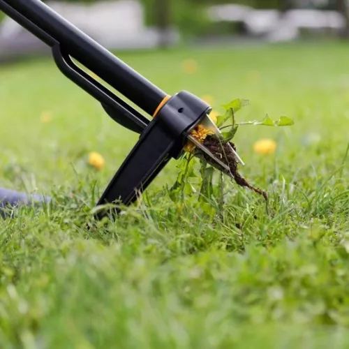 Fiskars gyomkiszedő Xact