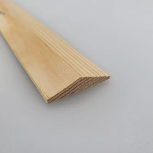 Gyalult borovi fenyő barkácsléc - kalapléc/pipaléc - 45x45x2000 mm - Extra göcsmentes 1. osztály