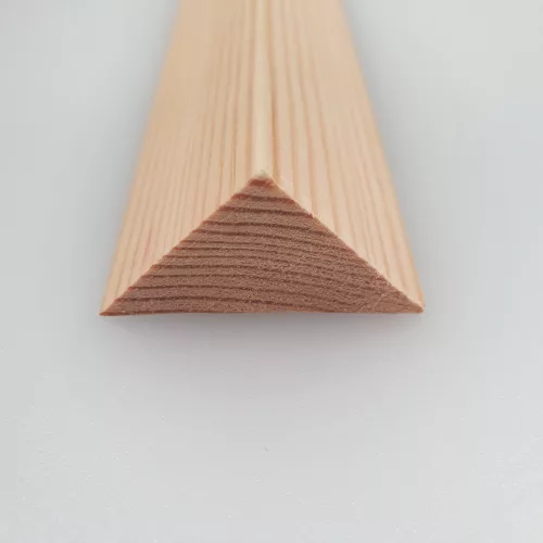 Gyalult borovi fenyő barkácsléc - háromszög léc - 40x40x2000 mm - 1. osztály