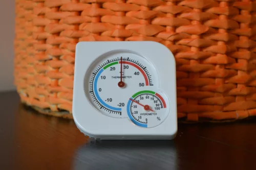 Hőmérő / higrométer