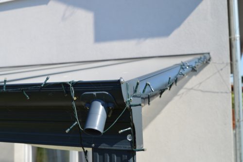 Alumínium pergola Wall 53 antracit + opal PC