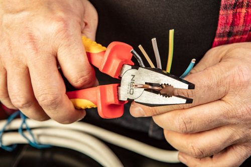 Neo kombinált fogó 160 mm, szigetelt