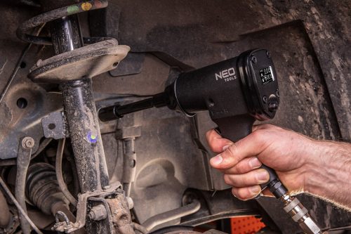 Neo pneumatikus ütvecsavarozó készlet 1/2", dugókulcsokkal