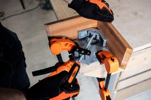 Neo sarokszorító 70 mm