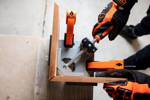 Neo sarokszorító 70 mm