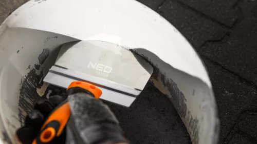 Neo glett kiszedő spakli, vödörspakli, ívelt 160mm