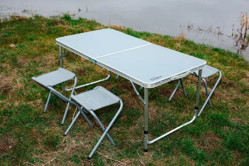 Neo kempingasztal 4 székkel, összecsukható, tokban