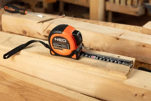 Neo mérőszalag 5 m x 25 mm, mágneses, fekete