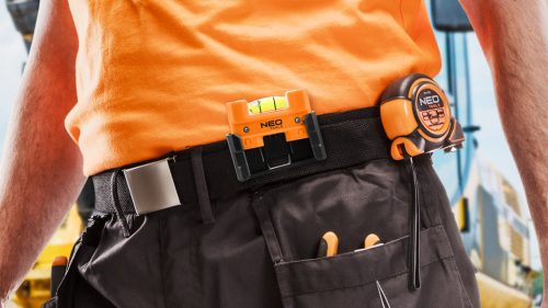 Neo vízmérték övcsipesszel