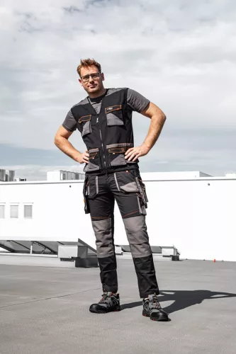 Neo munkszandál, fémmentes, OB, 47