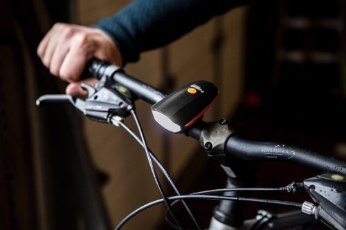 Neo kerékpár fényszóró, 250lm, LED akkus, 5W