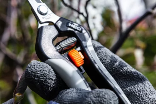 Neo munkakesztyű, latex bevonatú pamut polyesterrel, 8"