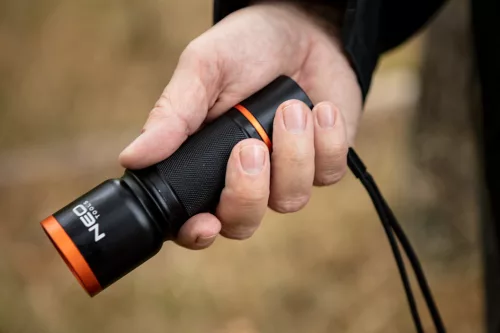 Neo zseblámpa, 200lm, 3W