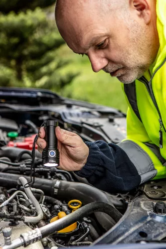 Neo zseblámpa 3300lm, 30W