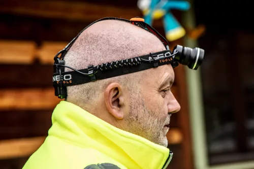 Neo fejlámpa 400 lm, fókuszálható