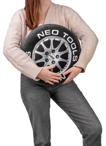 Neo autókerék formájú párna 40cm, poliészter huzat