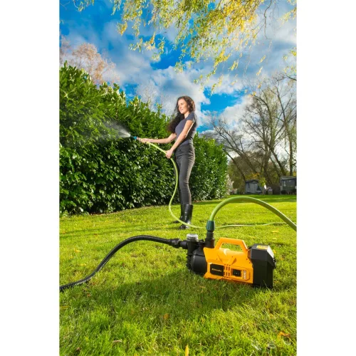 Riwall akkus kerti szivattyú 20V (4Ah akkuval és töltővel) pro rAJP 2820 SET
