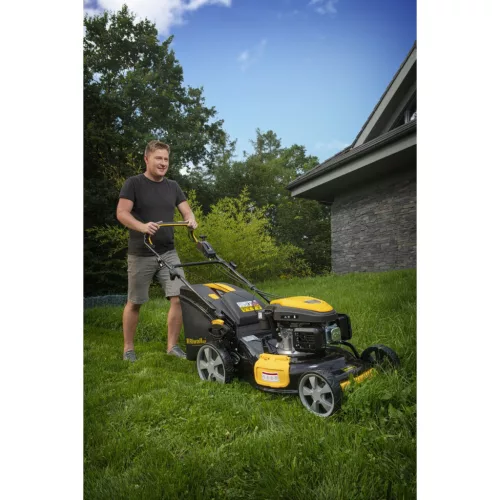 Riwall önjáró benzinmotoros multifunkciós fűnyíró 4 az 1-ben állítható sebességgel RPM 5155 V PRO