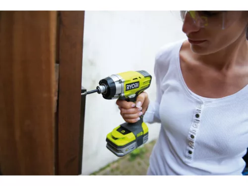 Ryobi akkus csavarozó RID1801M-0