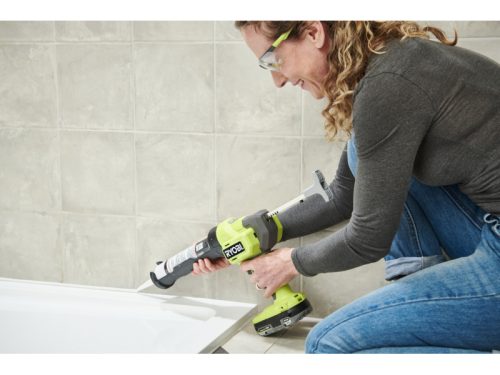 Ryobi akkus kittkinyomó- és ragasztópisztoly 310 ml RCG18-0