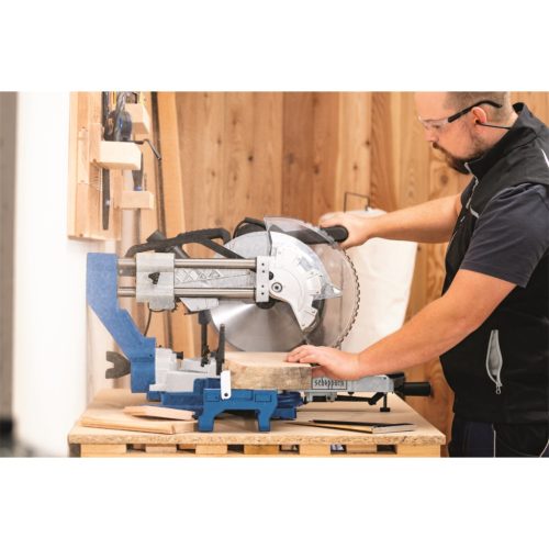 Scheppach gérvágó fűrész húzófunkcióval és lézerrel HM 305 SL