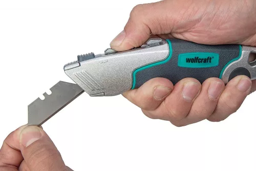 Wolfcraft profi duplapengés kés trapéz- és kampós pengével, fémházas