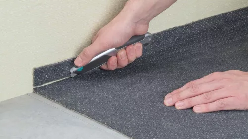 Wolfcraft profi trapézpengés kés, automata pengeutántöltővel