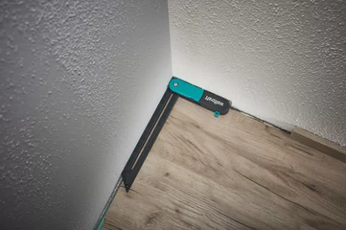 Wolfcraft szögmásoló milliméter skálával
