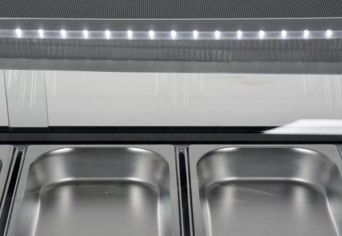 Yato Gastro hűtővitrin 6x1/3gn 153x42x29,5 cm fekete