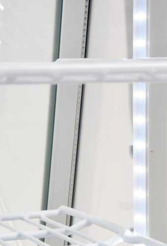 Yato Gastro hűtővitrin kijelzővel, fehér 100l 68x45x67cm