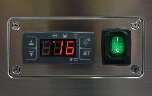 Yato Gastro álló hűtővitrin kijelzővel, fekete 300l 65x80x144,5cm