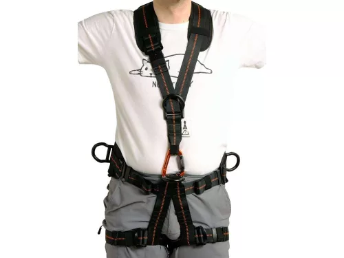 Yato biztonsági heveder magaslati munkákhoz max 100 kg.