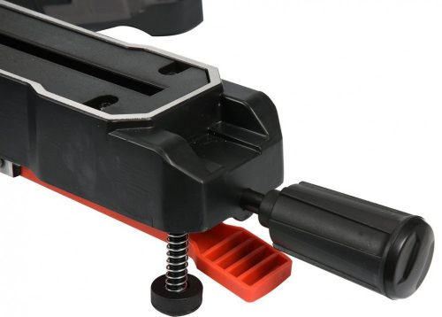 Yato elektromos gérvágó lézeres 305 mm 1800 W